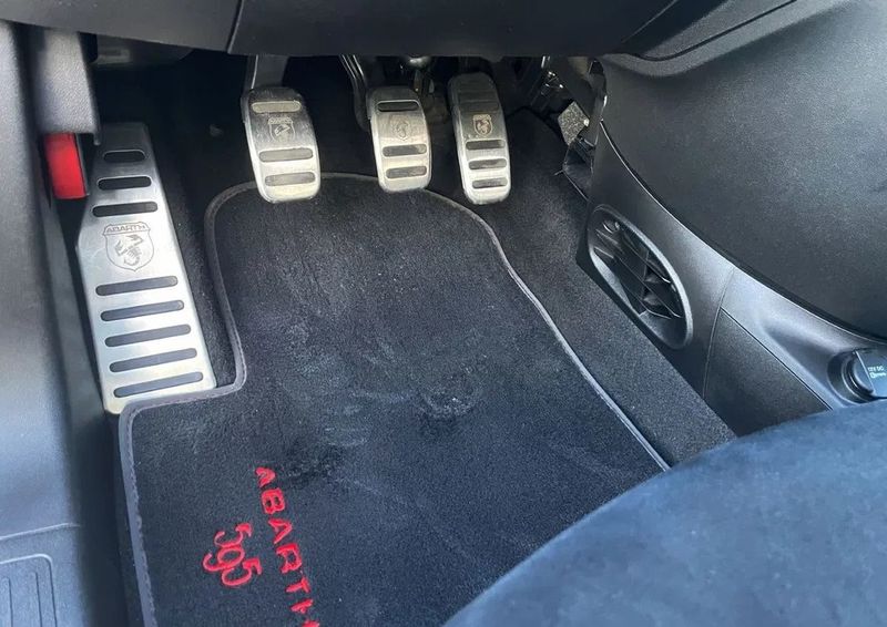 Fiat 500 • 2018 • 56,000 km 7