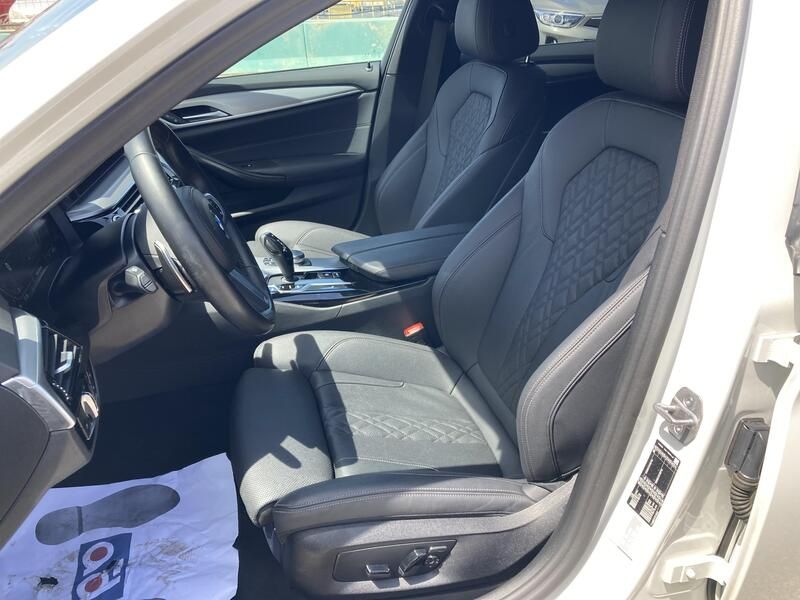 BMW 5 Series • 2023 • 19,800 km 22