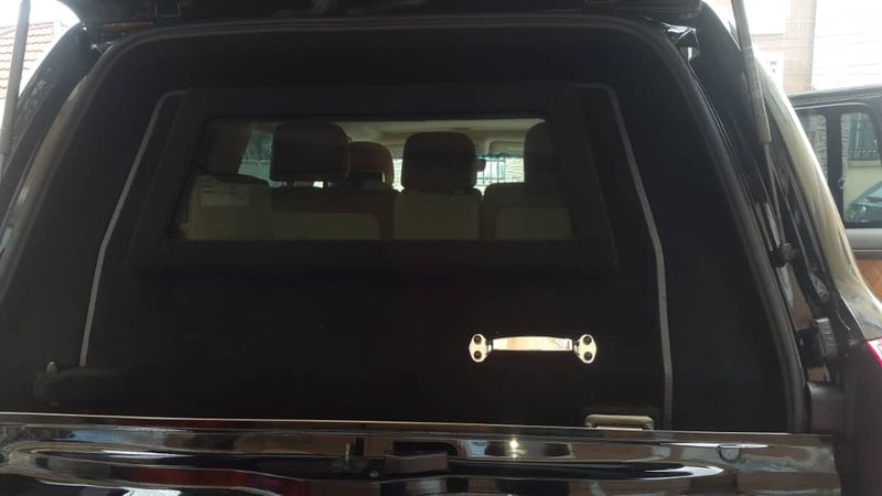 Toyota Land Cruiser • 2018 • 25 km 3