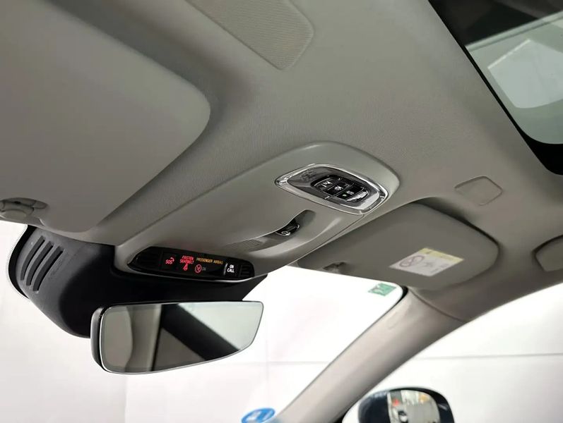 Volvo XC60 • 2019 • 85,000 km 10