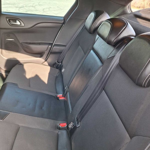 Citroën DS4 • 2012 • 151,000 km 4