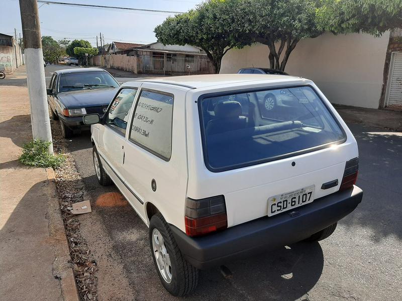 Fiat Uno • 2002 • 24,000 km 2