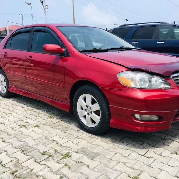 Toyota Corolla • 2005 • 100 km 9