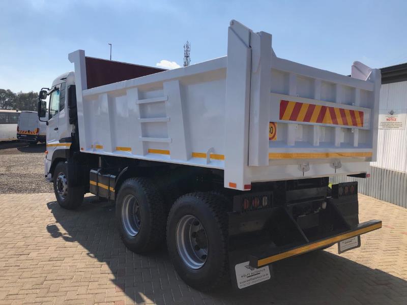 Nissan Primastar • 2010 • 300,000 km 10