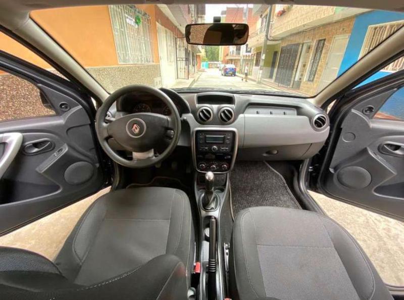 Renault Duster • 2013 • 82,500 km 3