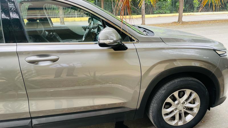 Hyundai Santa Fe • 2019 • 44,000 km 9