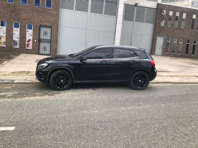 Mercedes-Benz GLA • 2015 • 66,000 km 1