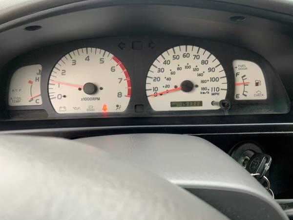Toyota Tundra • 2002 • 12,800 km 7