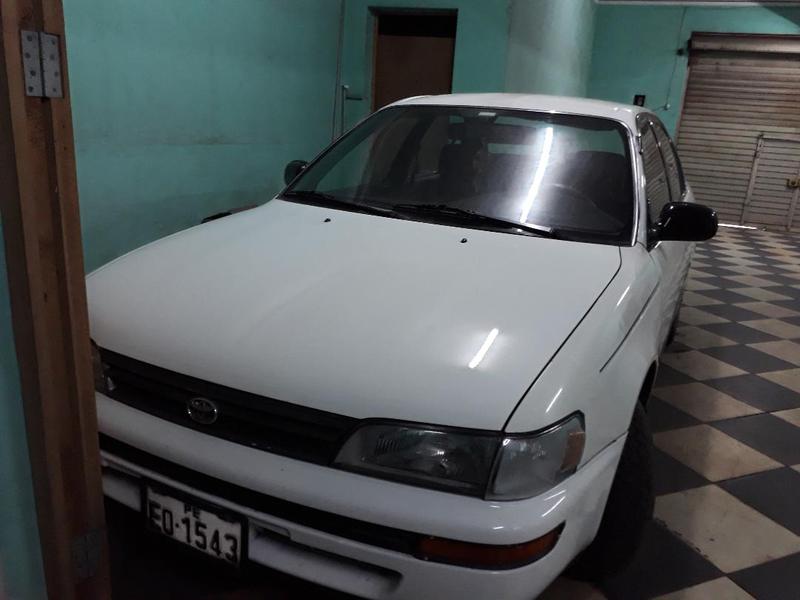 Toyota Corolla • 1993 • 246,000 km 2