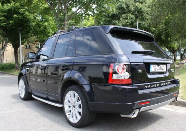 Land Rover Range Rover • 2006 • 215,000 km 2
