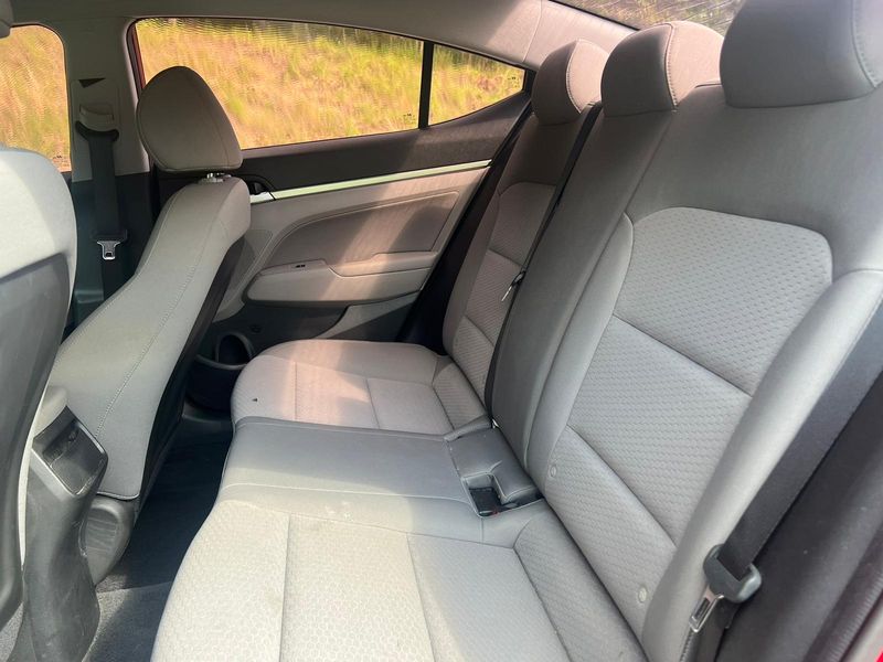 Hyundai Elantra • 2019 • 92,000 mi 8
