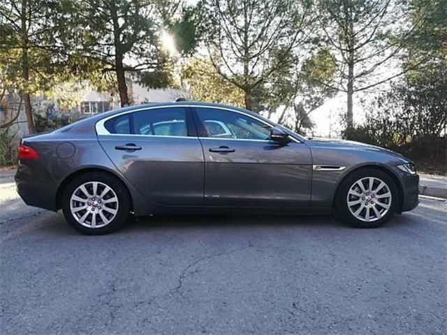 Jaguar XE • 2016 • 129,500 km 7