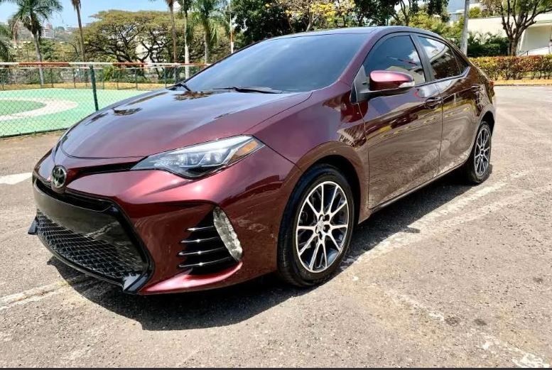Toyota Corolla • 2017 • 100,000 km 1