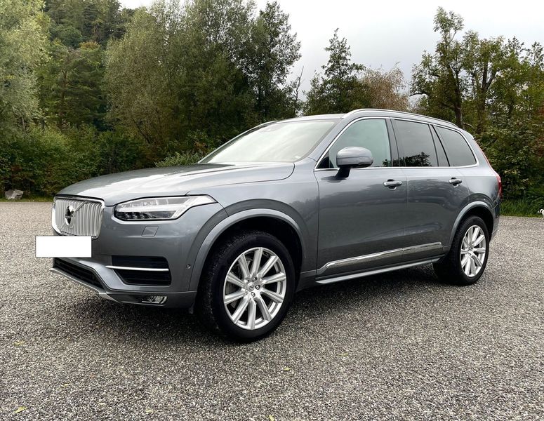 Volvo XC90 • 2017 • 80,000 km 2