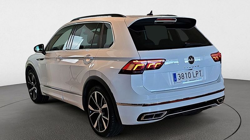 Volkswagen Tiguan • 2021 • 52,000 km 2