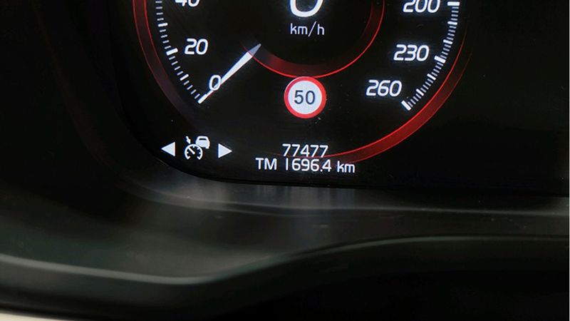 Volvo XC60 • 2018 • 77,477 km 9