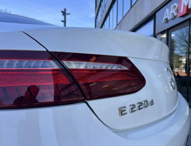 Mercedes-Benz E-Class • 2019 • 39,000 km 3