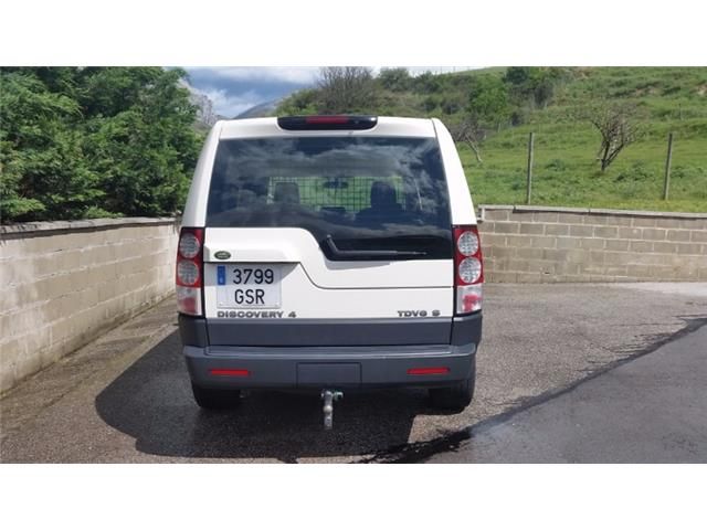 Land Rover Discovery • 2009 • 264,000 km 4