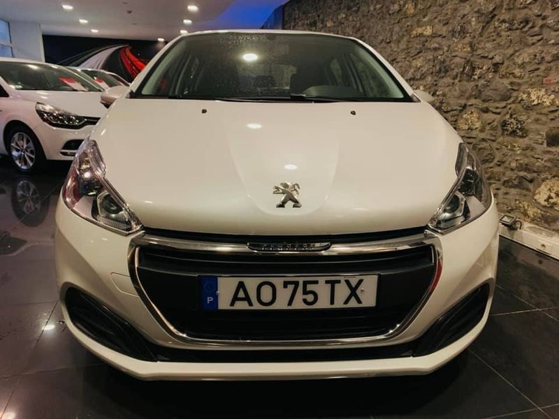 Peugeot 2008 • 2018 • 90,000 km 1