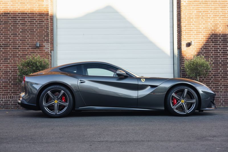 Ferrari F12 Berlinetta • 2013 • 16,677 km 4