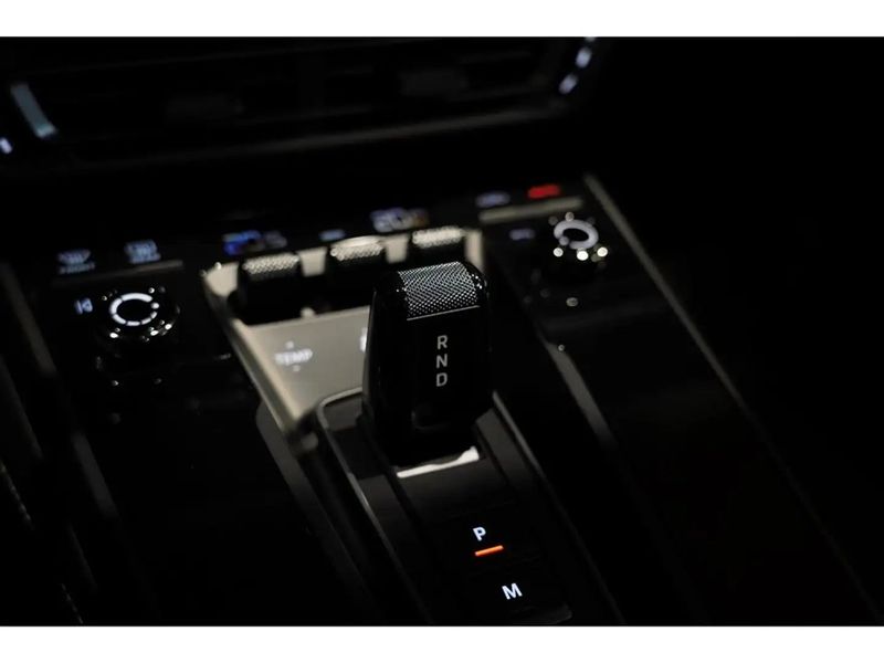 Porsche 911 • 2023 • 6,000 km 3