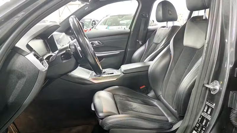 BMW 3 Series • 2020 • 76,947 km 5