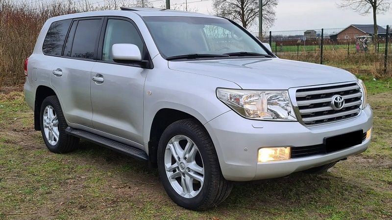 Toyota Land Cruiser • 2008 • 274,000 km 6
