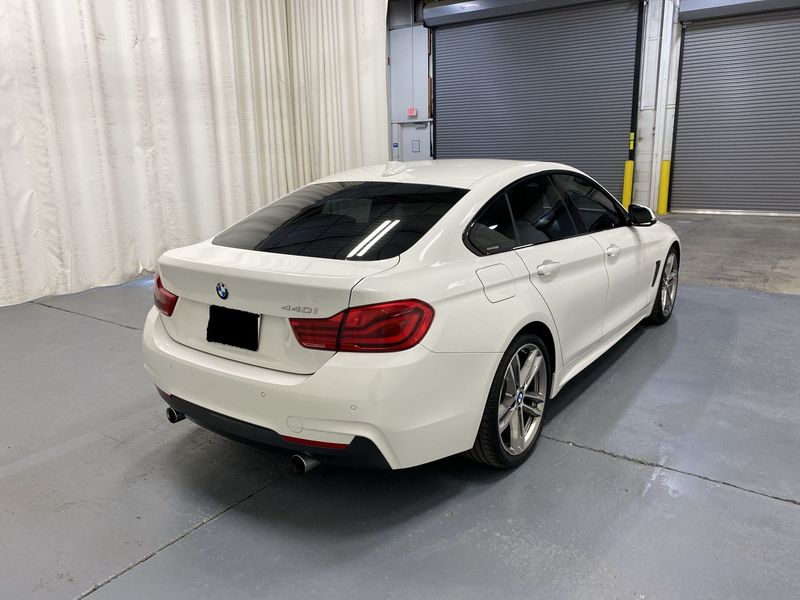 BMW 4 Series • 2019 • 17,429 km 3
