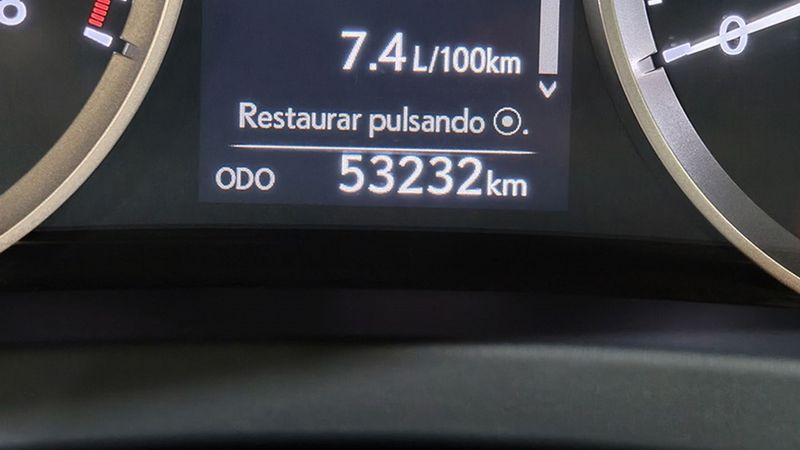 Lexus RC • 2017 • 53,232 km 11