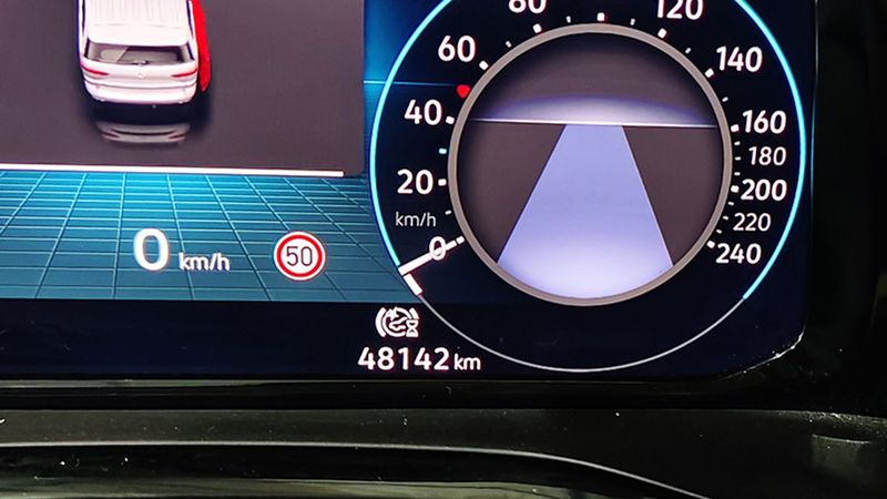 Volkswagen Multivan • 2022 • 48,142 km 16