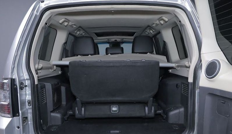 Mitsubishi Pajero • 2018 • 96,000 km 7