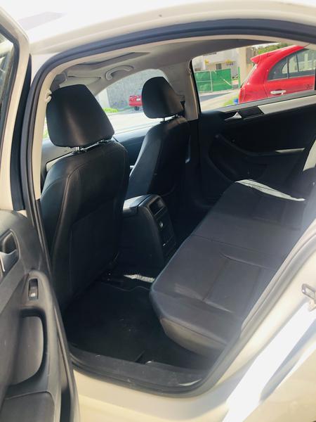 Volkswagen Jetta • 2012 • 162,000 km 3