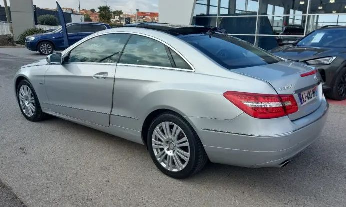 Mercedes-Benz E-Class • 2010 • 162,525 km 1