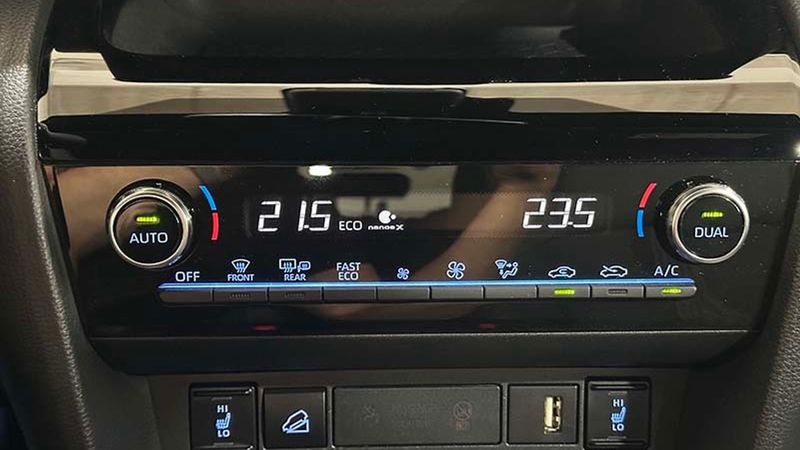 Toyota Yaris • 2023 • 12,564 km 21