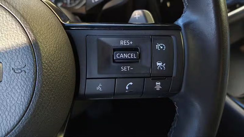 Nissan Qashqai • 2021 • 38,804 km 10