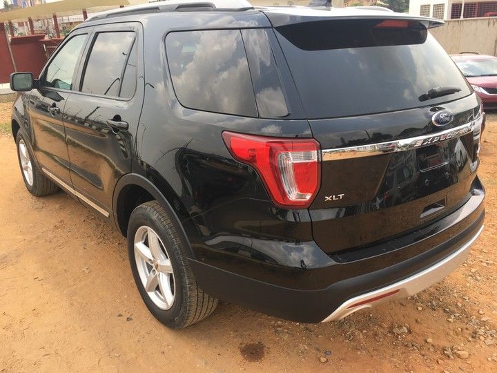 Ford Explorer • 2018 • 34 km 2