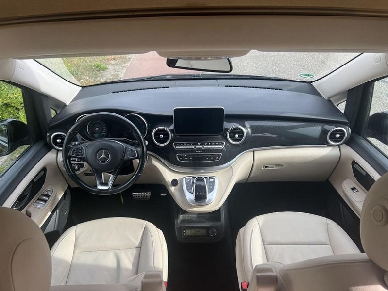 Mercedes-Benz 200 D • 2016 • 140,000 km 3