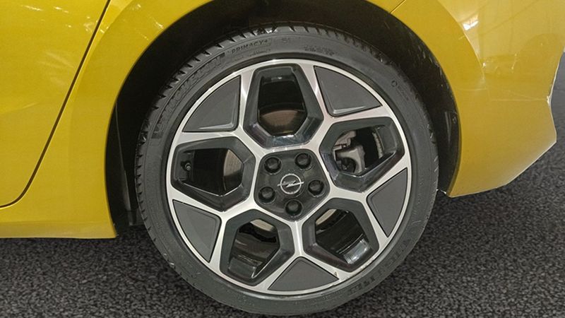 Opel Astra • 2022 • 14,333 km 28