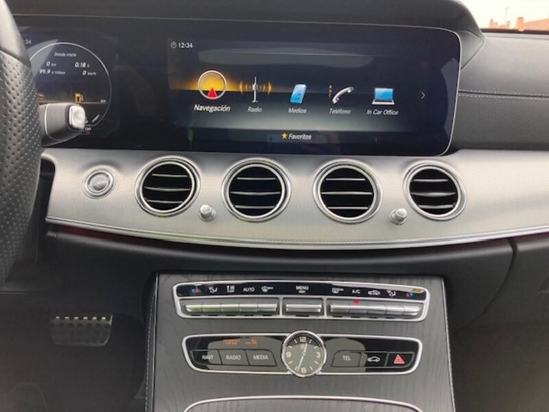 Mercedes-Benz E-Class • 2020 • 30,038 km 47