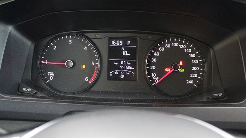 Volkswagen Caravelle • 2020 • 44,750 km 9