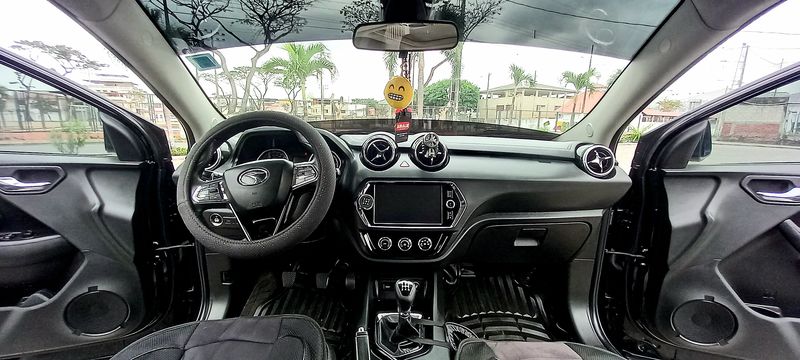 Souesat DX3 • 2020 • 95,000 km 3