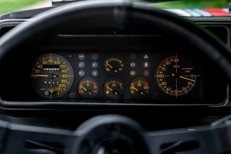 Alfa Romeo GT • 1991 • 139,600 km 12