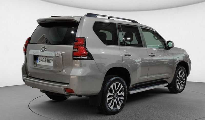 Toyota Land Cruiser • 2022 • 21,500 km 3