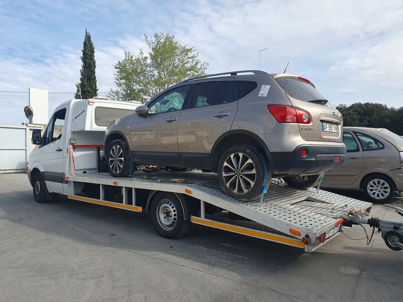 Mercedes-Benz Sprinter • 2009 • 754,000 km 4