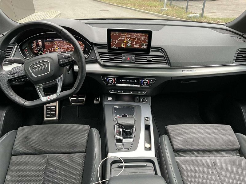Audi Q5 • 2019 • 102,000 km 5