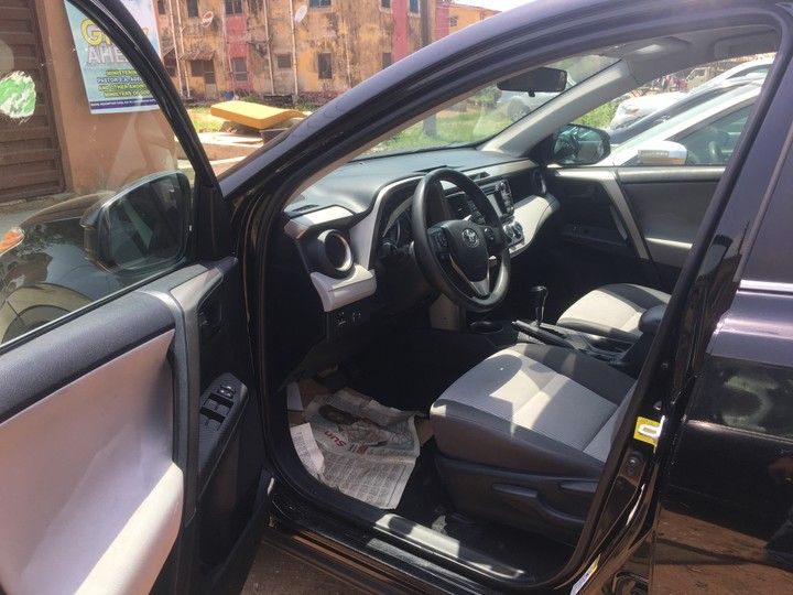 Toyota RAV4 • 2014 • 34 km 2