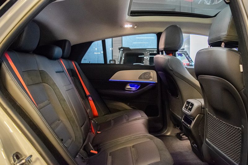 Mercedes-Benz GLE • 2024 • 900 km 31