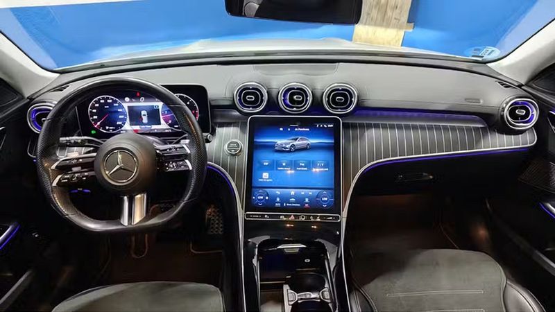 Mercedes-Benz C-Class • 2022 • 62,662 km 2