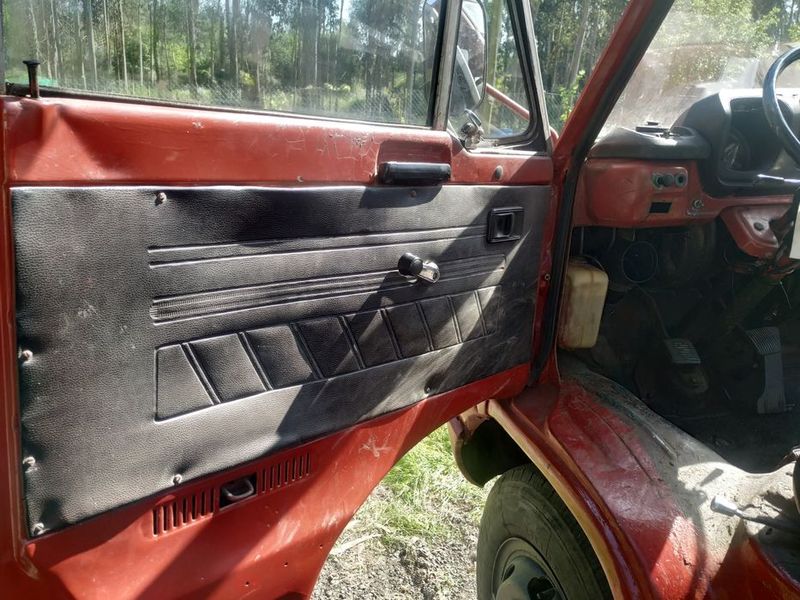 Toyota Dyna • 1977 • 196,000 km 6