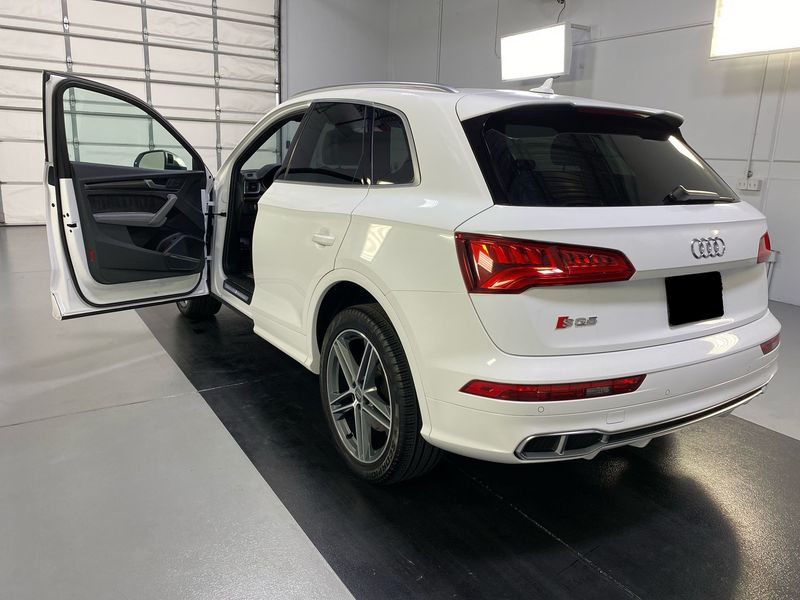 Audi SQ5 • 2018 • 12,063 km 2